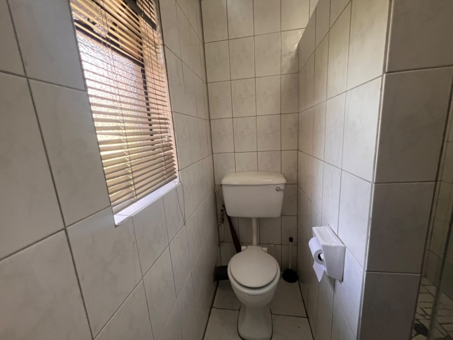 3 Bedroom Property for Sale in Roodia Free State